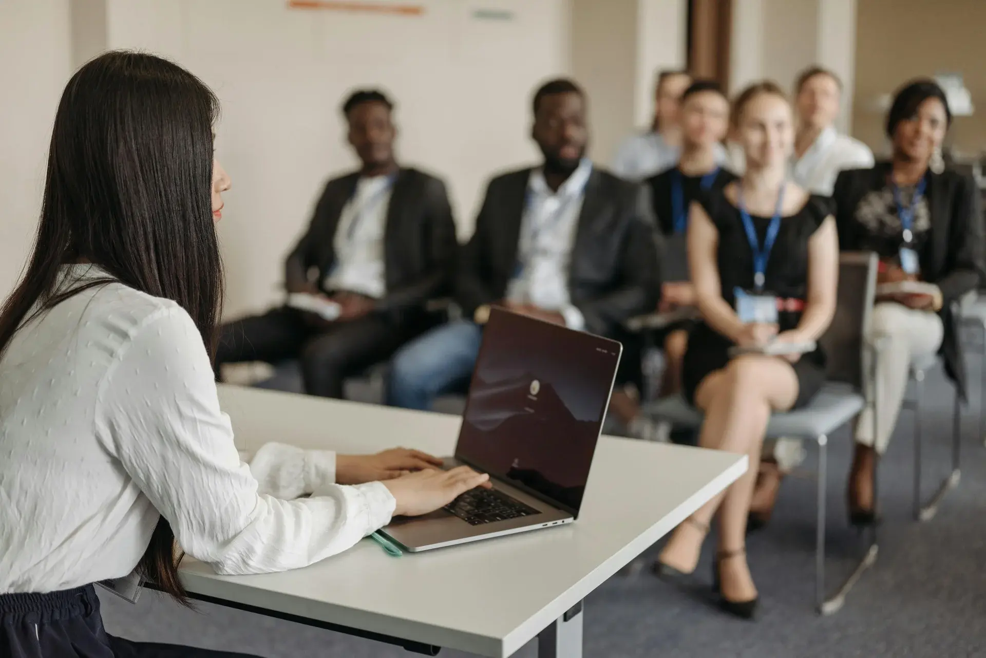 What are the disadvantages of using LMS?